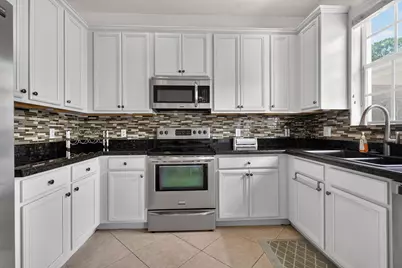 319 E Bay Cedar Circle, Jupiter, FL 33458 - Photo 16