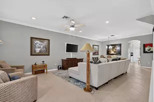 319 E Bay Cedar Cir, Jupiter, FL 33458 - Photo 4