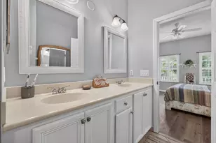 319 E Bay Cedar Cir, Jupiter, FL 33458 - Photo 26