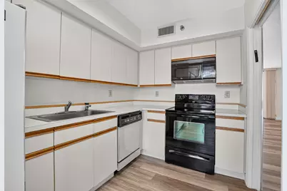 7201 Promenade Drive #101, Boca Raton, FL 33433 - Photo 10