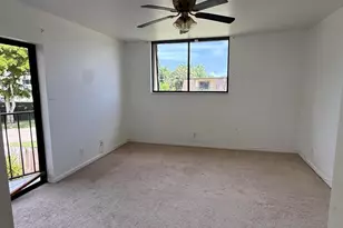 31 Springdale Cir, Palm Springs, FL 33461 - Photo 14