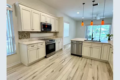 625 Venetto Court, Port Saint Lucie, FL 34986 - Photo 12