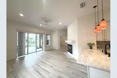 625 Venetto Court, Port Saint Lucie, FL 34986 - Photo 18