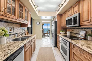 4050 N Ocean Ave, Singer Island, FL 33404 - Photo 10