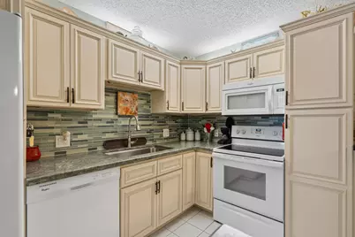 6197 SE Riverboat Drive, Stuart, FL 34997 - Photo 12