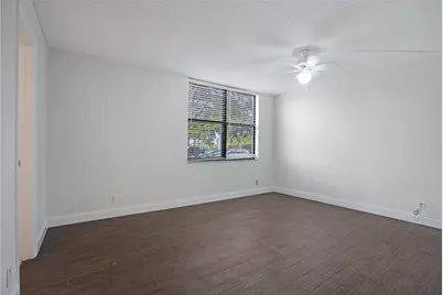 109 Lake Emerald Drive #110, Oakland Park, FL 33309 - Photo 8