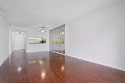 109 Lake Emerald Drive #110, Oakland Park, FL 33309 - Photo 14