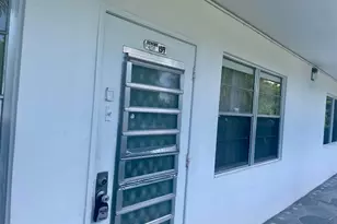 159 Keswick C, Deerfield Beach, FL 33442 - Photo 4