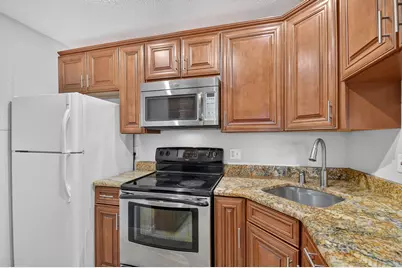 812 Sky Pine Way #A3, Greenacres, FL 33415 - Photo 8
