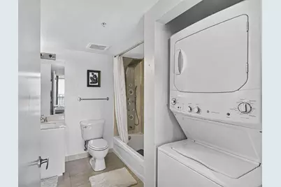 1750 N Bayshore Drive #4109, Miami, FL 33132 - Photo 24