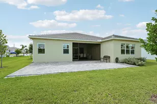 14339 Spruce Pne Dr, The Acreage, FL 33470 - Photo 40