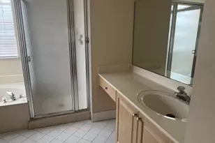 315 NW 158th Ln, Pembroke Pines, FL 33028 - Photo 20