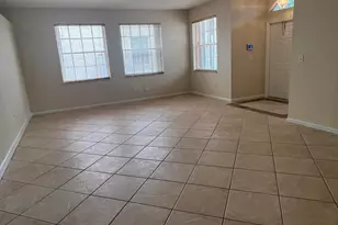 315 NW 158th Ln, Pembroke Pines, FL 33028 - Photo 8