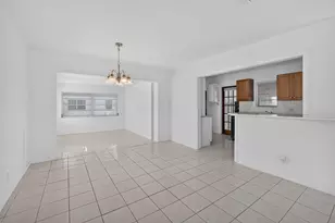 304 Cypress Dr, Lake Park, FL 33403 - Photo 10