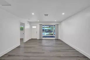 1738 NE 52nd St, Fort Lauderdale, FL 33334 - Photo 24
