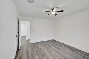 1738 NE 52nd St, Fort Lauderdale, FL 33334 - Photo 30
