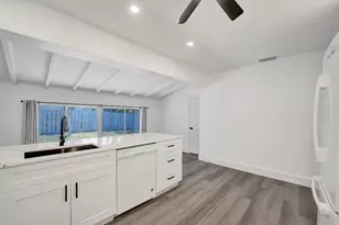 1738 NE 52nd St, Fort Lauderdale, FL 33334 - Photo 12