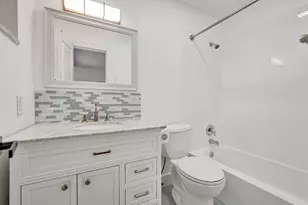 1738 NE 52nd St, Fort Lauderdale, FL 33334 - Photo 32