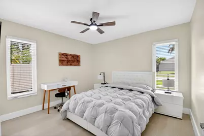 990 Hickory Trail, Wellington, FL 33414 - Photo 28