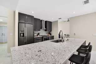 990 Hickory Trail, Wellington, FL 33414 - Photo 16