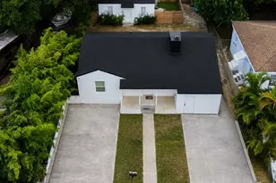 444 NW 80th St, Miami, FL 33150 - Photo 2