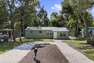 205 N 21st St, Fort Pierce, FL 34950 - Photo 22