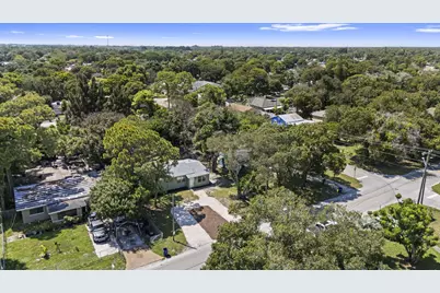 205 N 21st Street, Fort Pierce, FL 34950 - Photo 18