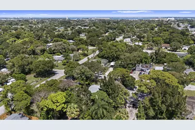 205 N 21st Street, Fort Pierce, FL 34950 - Photo 20