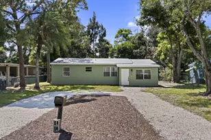 205 N 21st St, Fort Pierce, FL 34950 - Photo 14