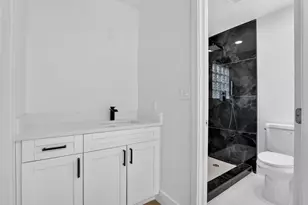 386 NW 40th Terrace, Deerfield Beach, FL 33442 - Photo 24