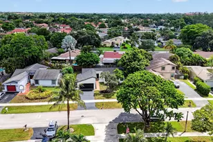 386 NW 40th Terrace, Deerfield Beach, FL 33442 - Photo 46