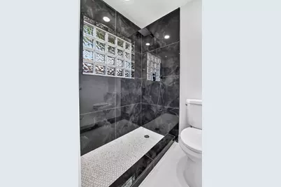 386 NW 40th Terrace, Deerfield Beach, FL 33442 - Photo 26