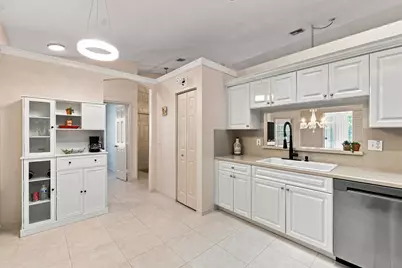 8088 Via Di Veneto, Boca Raton, FL 33496 - Photo 12