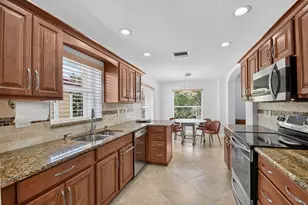12447 Crystal Pointe Dr, Boynton Beach, FL 33437 - Photo 18