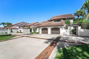 16648 Traders Crossing N, Jupiter, FL 33477 - Photo 2