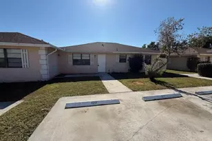 1213 White Pine Dr, Wellington, FL 33414 - Photo 10