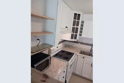 163 Lyndhurst L #163, Deerfield Beach, FL 33442 - Photo 2