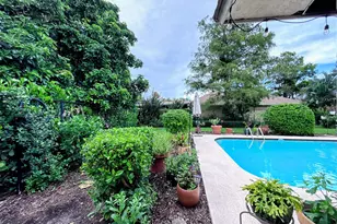 569 Dollarspot Ct, Wellington, FL 33414 - Photo 42