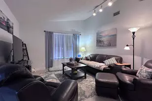 569 Dollarspot Ct, Wellington, FL 33414 - Photo 30