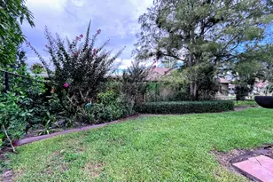 569 Dollarspot Ct, Wellington, FL 33414 - Photo 46