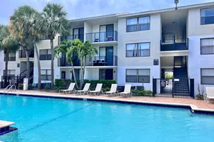738 Executive Center Dr, West Palm Beach, FL 33401 - Photo 12