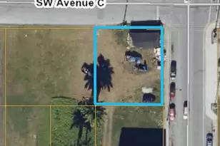 300 SW 5th St, Belle Glade, FL 33430 - Photo 2