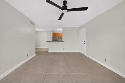 10717 E Cleary Boulevard E #106, Plantation, FL 33324 - Photo 10