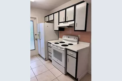 2004 S Wiley Street, Hollywood, FL 33020 - Photo 4