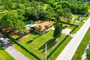 18429 Sycamore Dr W, Loxahatchee, FL 33470 - Photo 42