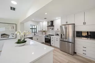 8201 NW 67th Ave, Tamarac, FL 33321 - Photo 2