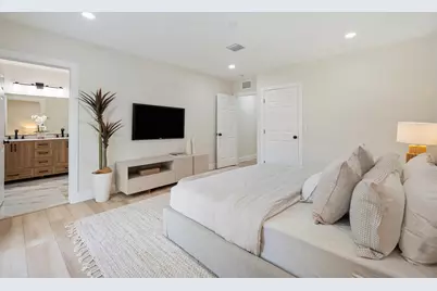 8201 NW 67th Avenue, Tamarac, FL 33321 - Photo 10