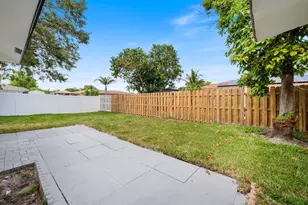 8201 NW 67th Ave, Tamarac, FL 33321 - Photo 22