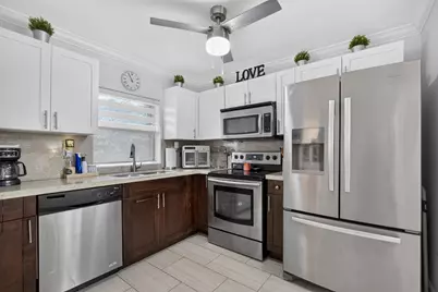 9881 Sunrise Lakes Boulevard #308, Sunrise, FL 33322 - Photo 2