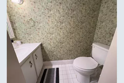 680 Tennis Club Drive #303, Fort Lauderdale, FL 33311 - Photo 12